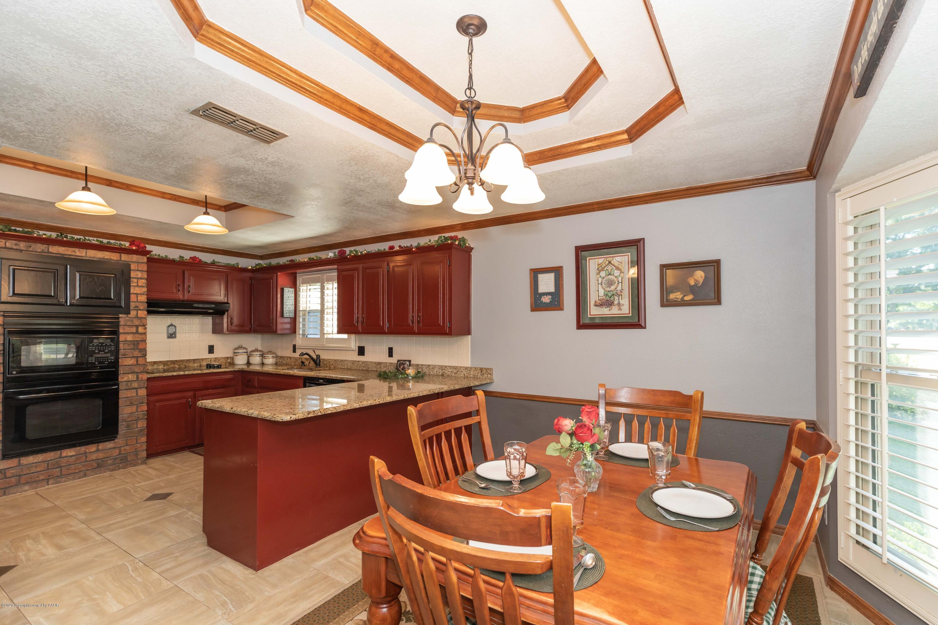 7248 Bayswater Road Amarillo, TX 79109 - Photo 15 of 38 DINING VIEW 2