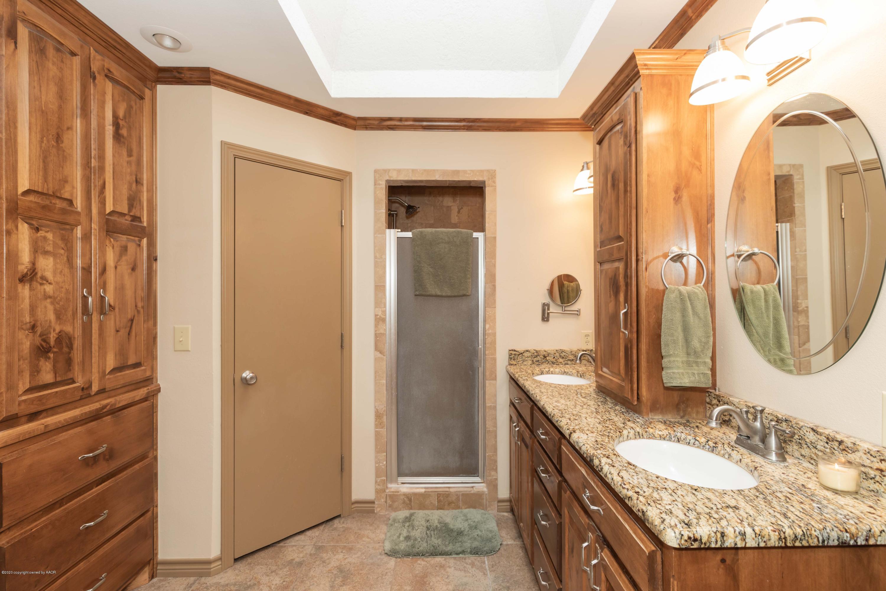 7248 Bayswater Road Amarillo, TX 79109 - Photo 21 of 38 MASTER BATH VIEW 1