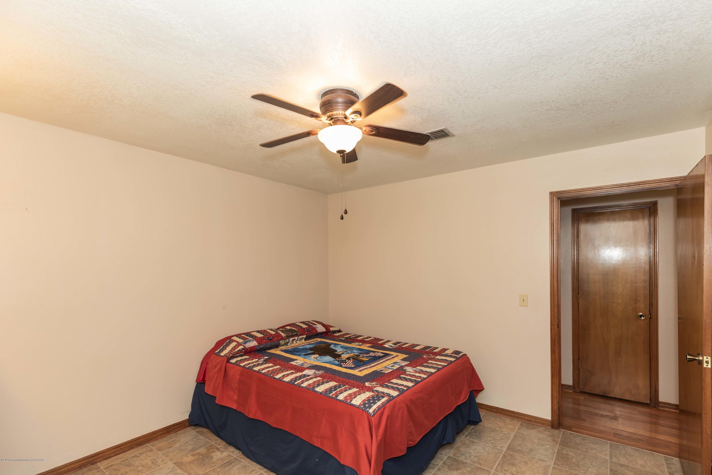 7248 Bayswater Road Amarillo, TX 79109 - Photo 26 of 38 BEDROOM 2 VIEW 3