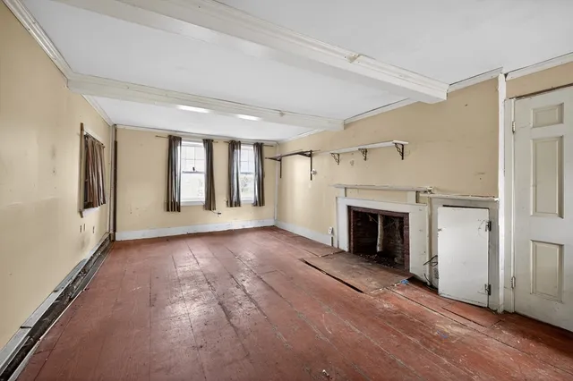 $350,000 | 40 Golf Street, Dartmouth, MA 02747