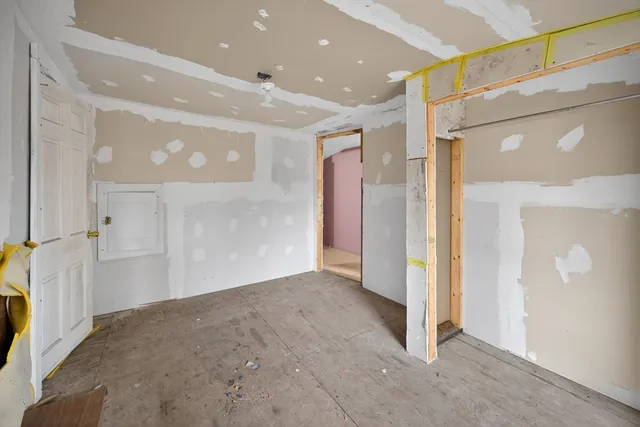 $350,000 | 40 Golf Street, Dartmouth, MA 02747