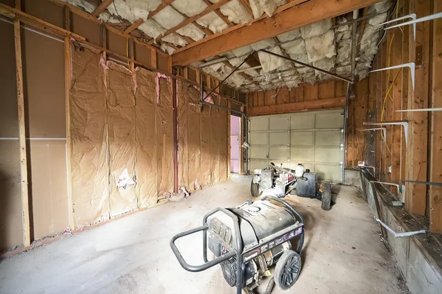 $350,000 | 40 Golf Street, Dartmouth, MA 02747