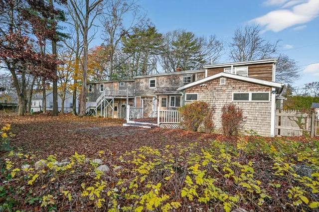 $350,000 | 40 Golf Street, Dartmouth, MA 02747