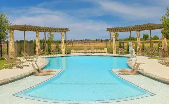 $3,200 | 428 Halwin Drive, Fort Worth, TX 76131