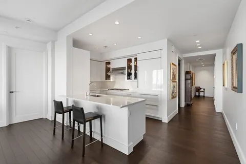 $5,085,000 | 22 Liberty Drive, Unit 8F, Boston, MA 02210
