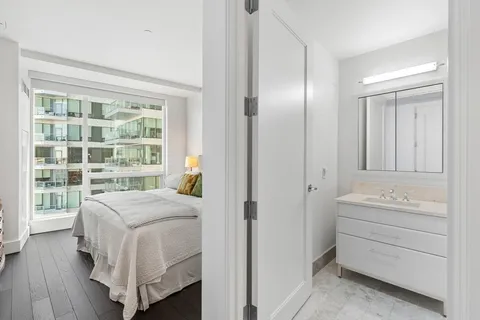 $5,085,000 | 22 Liberty Drive, Unit 8F, Boston, MA 02210