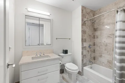 $5,085,000 | 22 Liberty Drive, Unit 8F, Boston, MA 02210