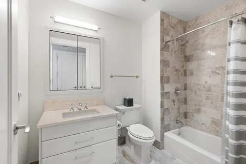 $5,085,000 | 22 Liberty Drive, Unit 8F, Boston, MA 02210
