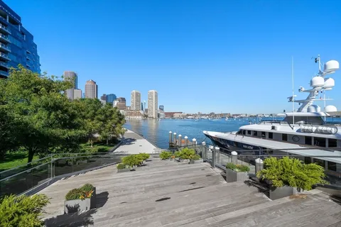 $5,085,000 | 22 Liberty Drive, Unit 8F, Boston, MA 02210
