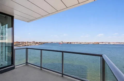 $5,085,000 | 22 Liberty Drive, Unit 8F, Boston, MA 02210