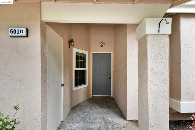 a view of a hallway with elevator
