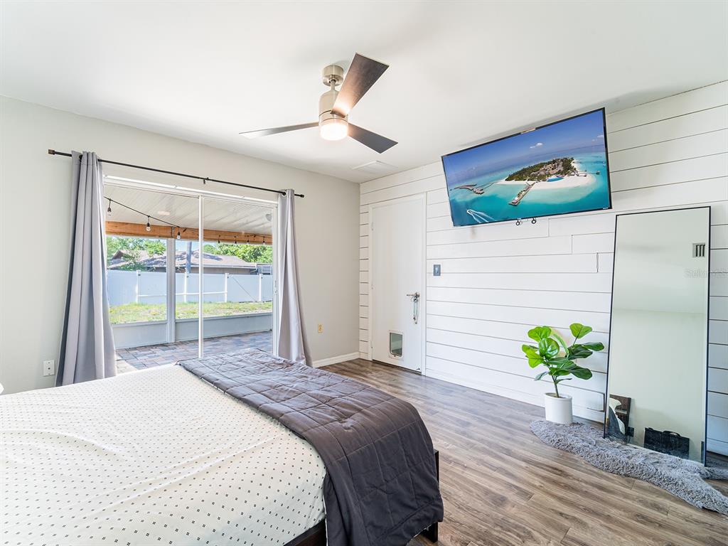 7131 Vista Way Port Richey, FL 34668 - Photo 21 of 37 PRIMARY BEDROOM 3