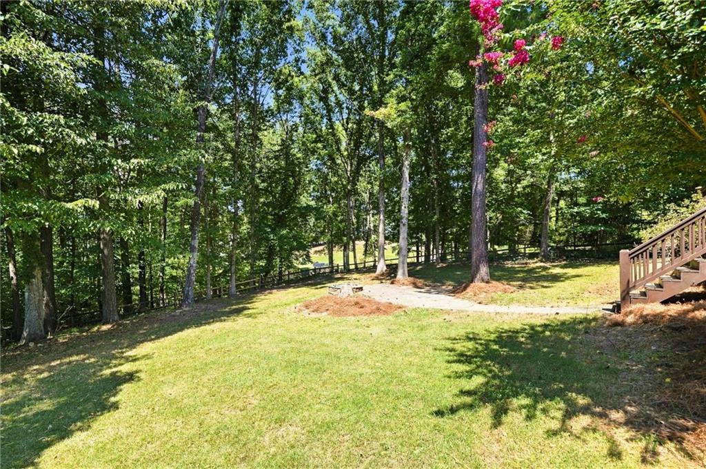 520 Chestnut Walk Canton, GA 30114 - Photo 70 of 83 Gallery Image 70