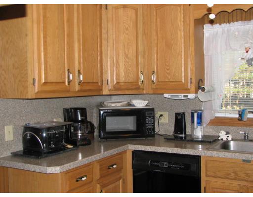 22 Bellevue Road Tewksbury, MA 01876 - Photo 3 of 8 Gallery Image 3
