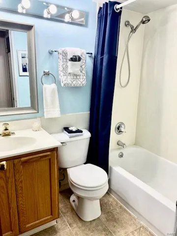 $75,000 | 10401 Briarbend Drive, St. Louis, MO 63146