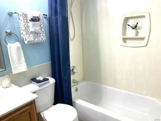 $75,000 | 10401 Briarbend Drive, St. Louis, MO 63146