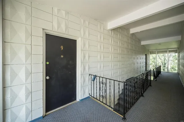 $75,000 | 10401 Briarbend Drive, St. Louis, MO 63146