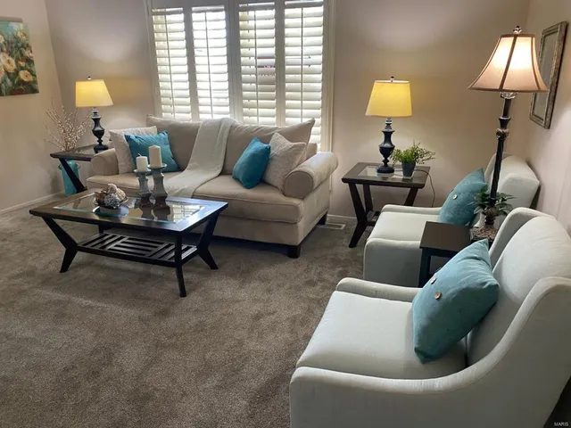 $75,000 | 10401 Briarbend Drive, St. Louis, MO 63146