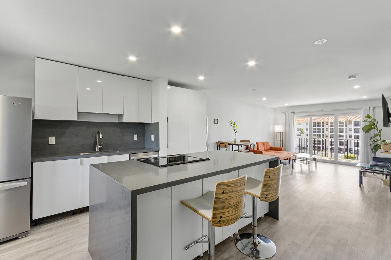 2871 North Ocean Boulevard, Unit V443 Boca Raton, FL 33431 - Photo 8 of 49 2871 N Ocean Blvd V443 Boca-large-003-03