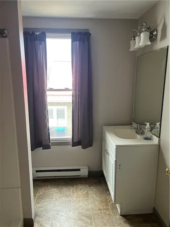 $1,100 | 119 Sayre Street, Unit B, Horseheads, NY 14845