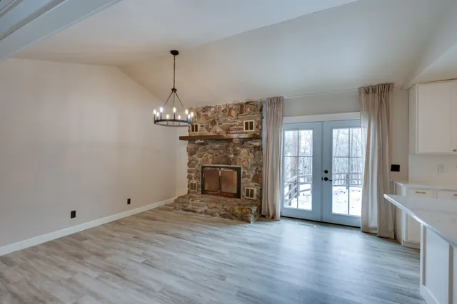 $395,000 | 204 Morris Drive, Greenbrier, TN 37073