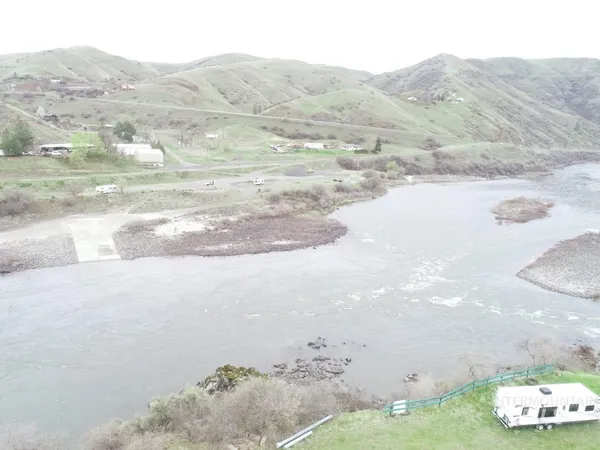 $500,000 | 124 Whitebird Road, White Bird, ID 83554