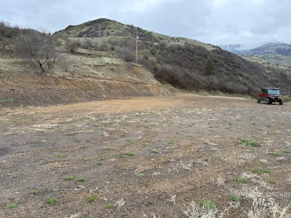 $500,000 | 124 Whitebird Road, White Bird, ID 83554