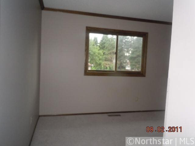 11105 Trail West Road Bloomington, MN 55437 - Photo 4 of 12 Gallery Image 4