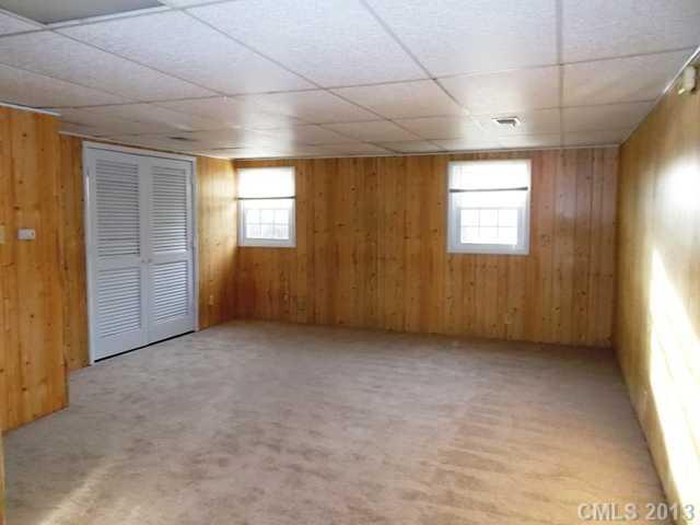 8406 Vagabond Road Charlotte, NC 28227 - Photo 7 of 12 Gallery Image 7