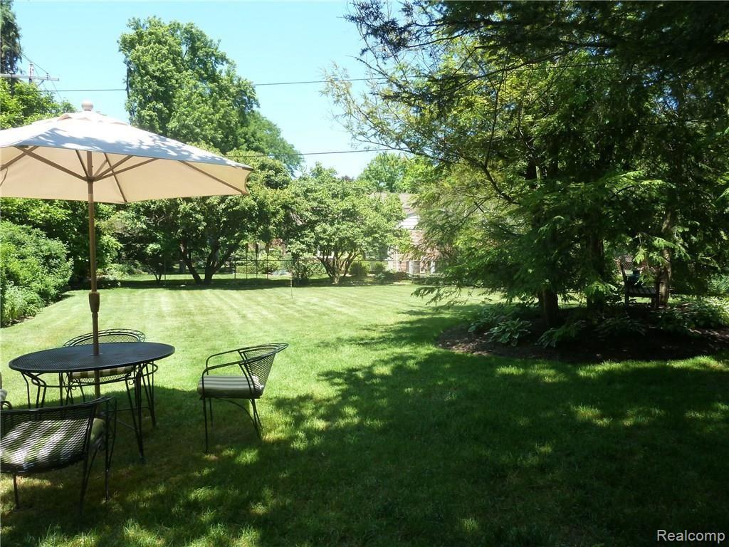 31505 Waltham Road Beverly Hills, MI 48025 - Photo 31 of 45