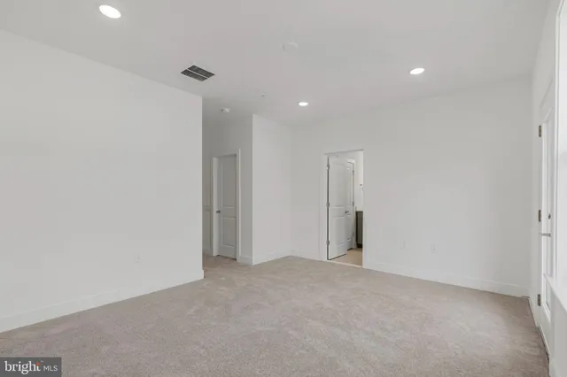 $3,250 | 19826 Lavender Dust Square, Ashburn, VA 20147