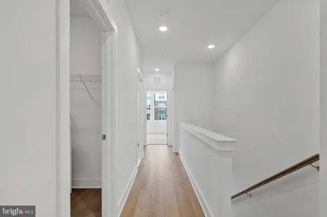 $3,250 | 19826 Lavender Dust Square, Ashburn, VA 20147