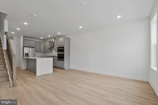 $3,250 | 19826 Lavender Dust Square, Ashburn, VA 20147