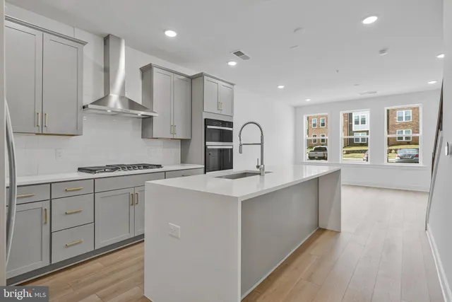 $3,250 | 19826 Lavender Dust Square, Ashburn, VA 20147