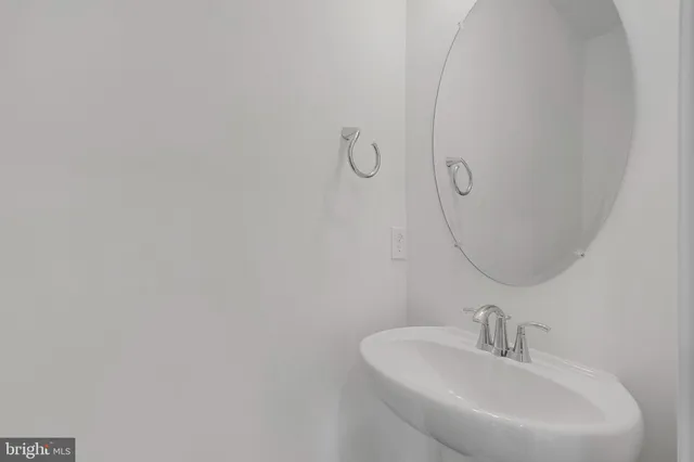 $3,250 | 19826 Lavender Dust Square, Ashburn, VA 20147