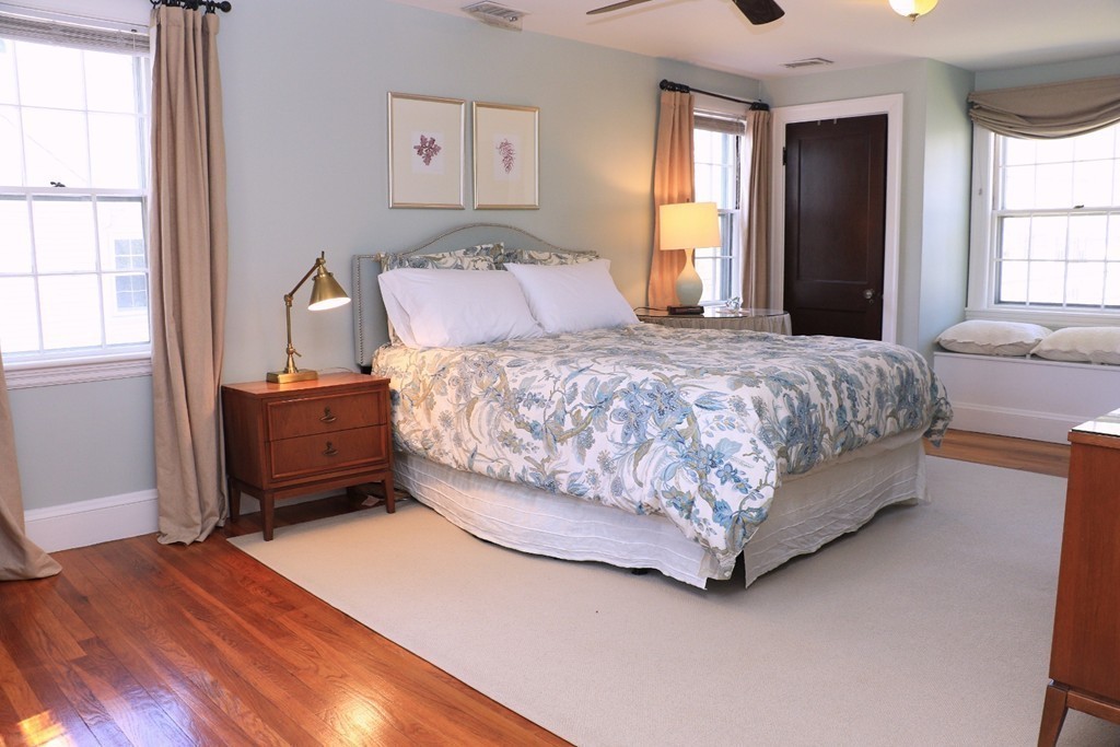 19 Holman Road Newton, MA 02466 - Photo 11 of 17 Gallery Image 11