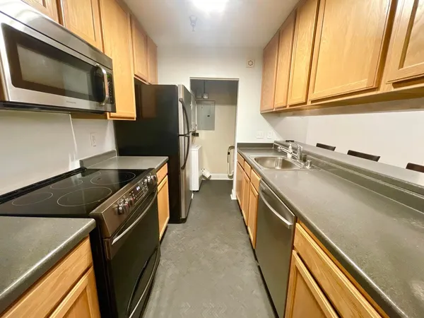 $2,100 | 234 North Broadway, Unit 217, Milwaukee, WI 53202
