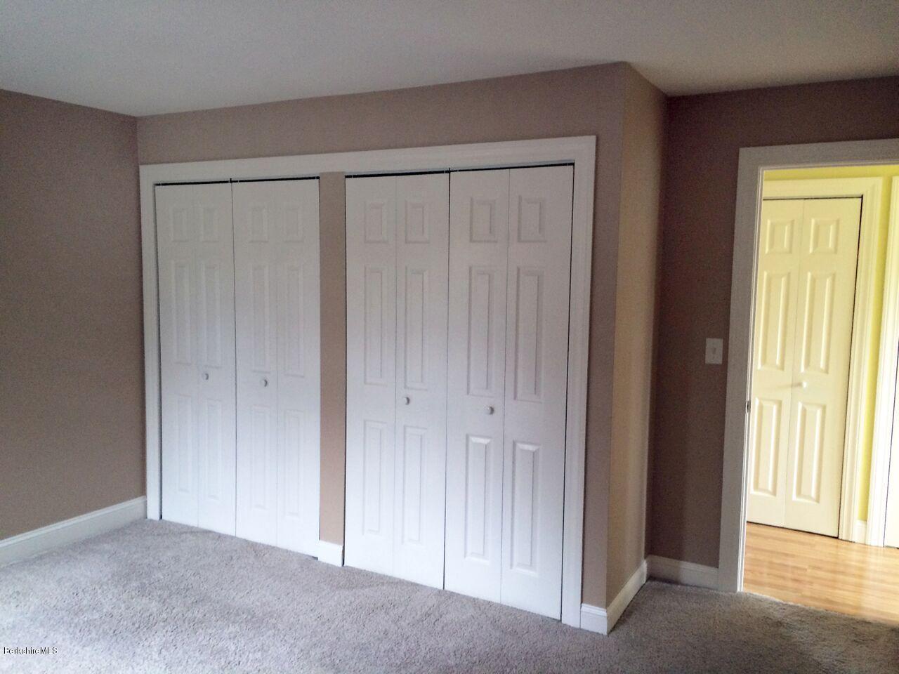 189 Stratton Road, Unit G4 Williamstown, MA 01267 - Photo 9 of 25 Bedroom 1