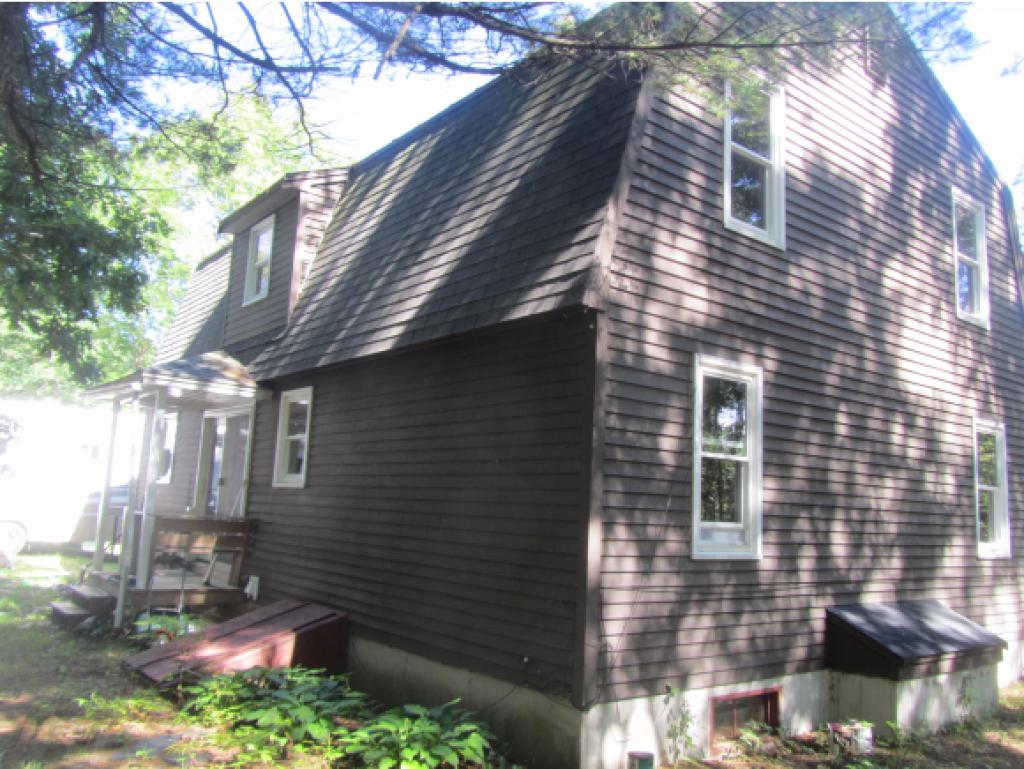 104 Mallego Road Barrington, NH 03825 - Photo 3 of 11