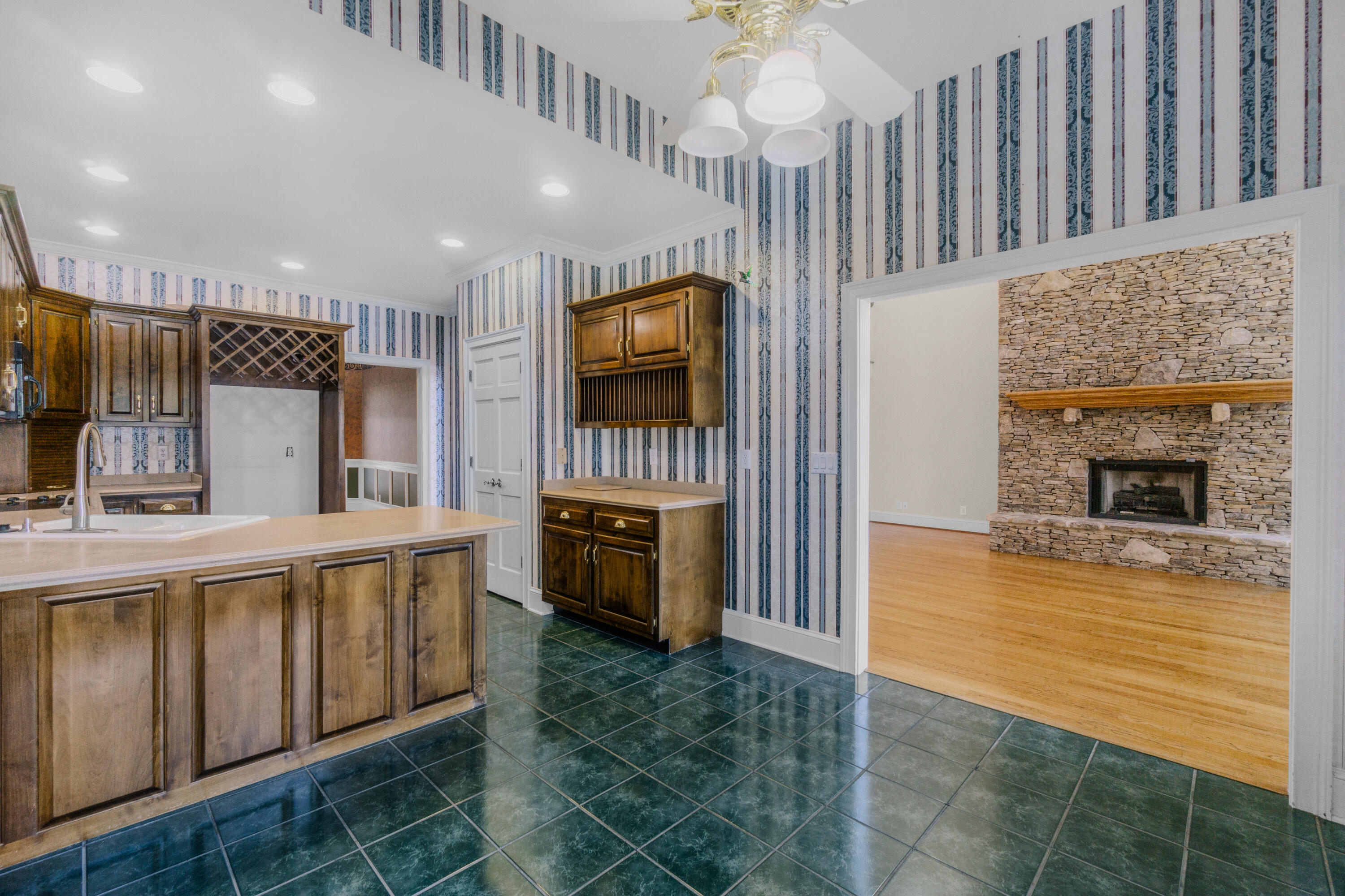 9219 Rocky Point Road Soddy-Daisy, TN 37379 - Photo 9 of 36 9219 Rocky Point Rd-68