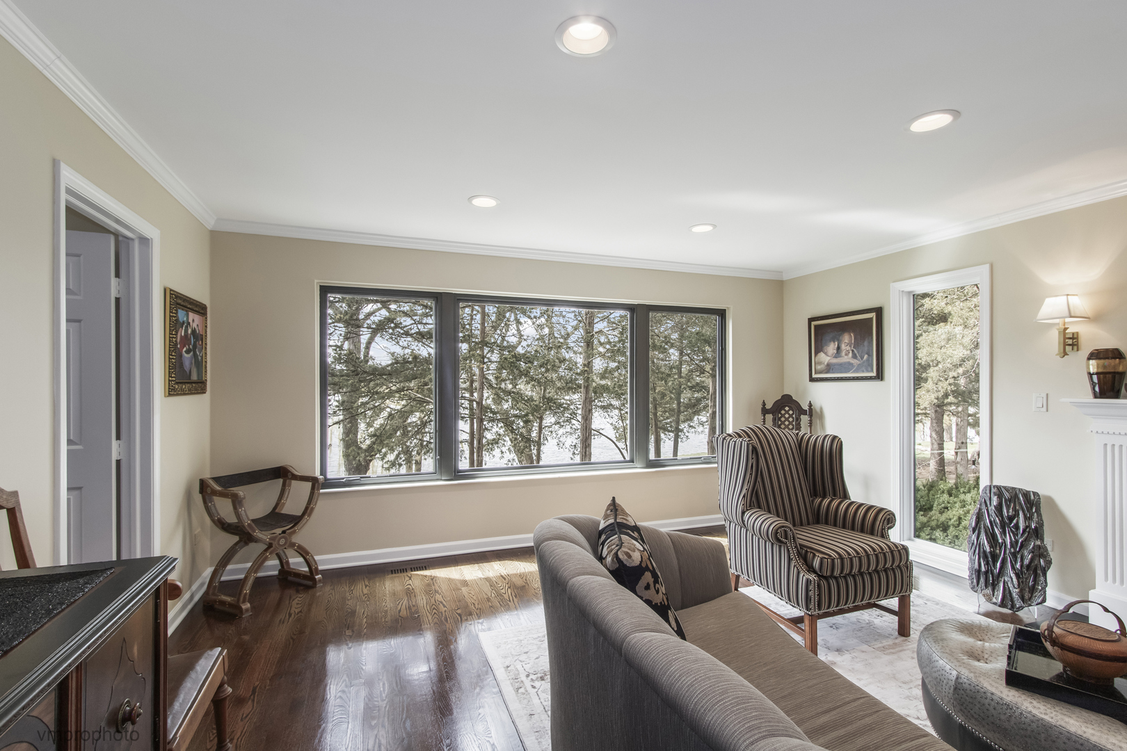 312 Woodview Road Lake Barrington, IL 60010 - Photo 15 of 54