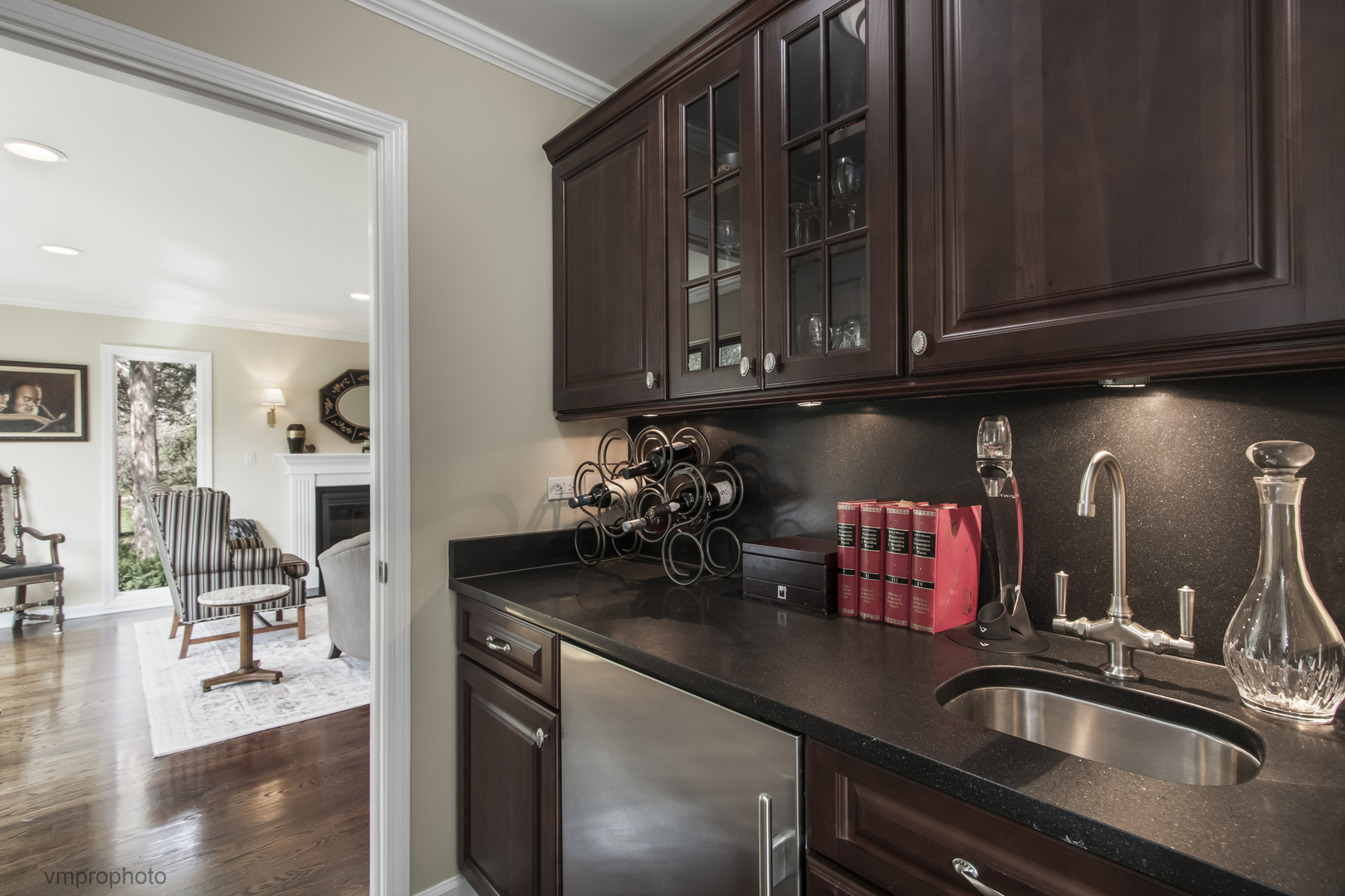 312 Woodview Road Lake Barrington, IL 60010 - Photo 17 of 54