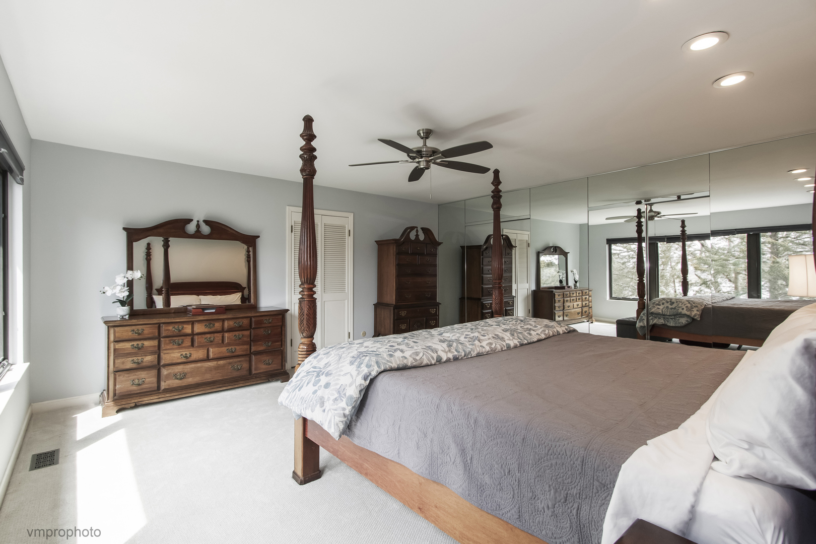 312 Woodview Road Lake Barrington, IL 60010 - Photo 24 of 54