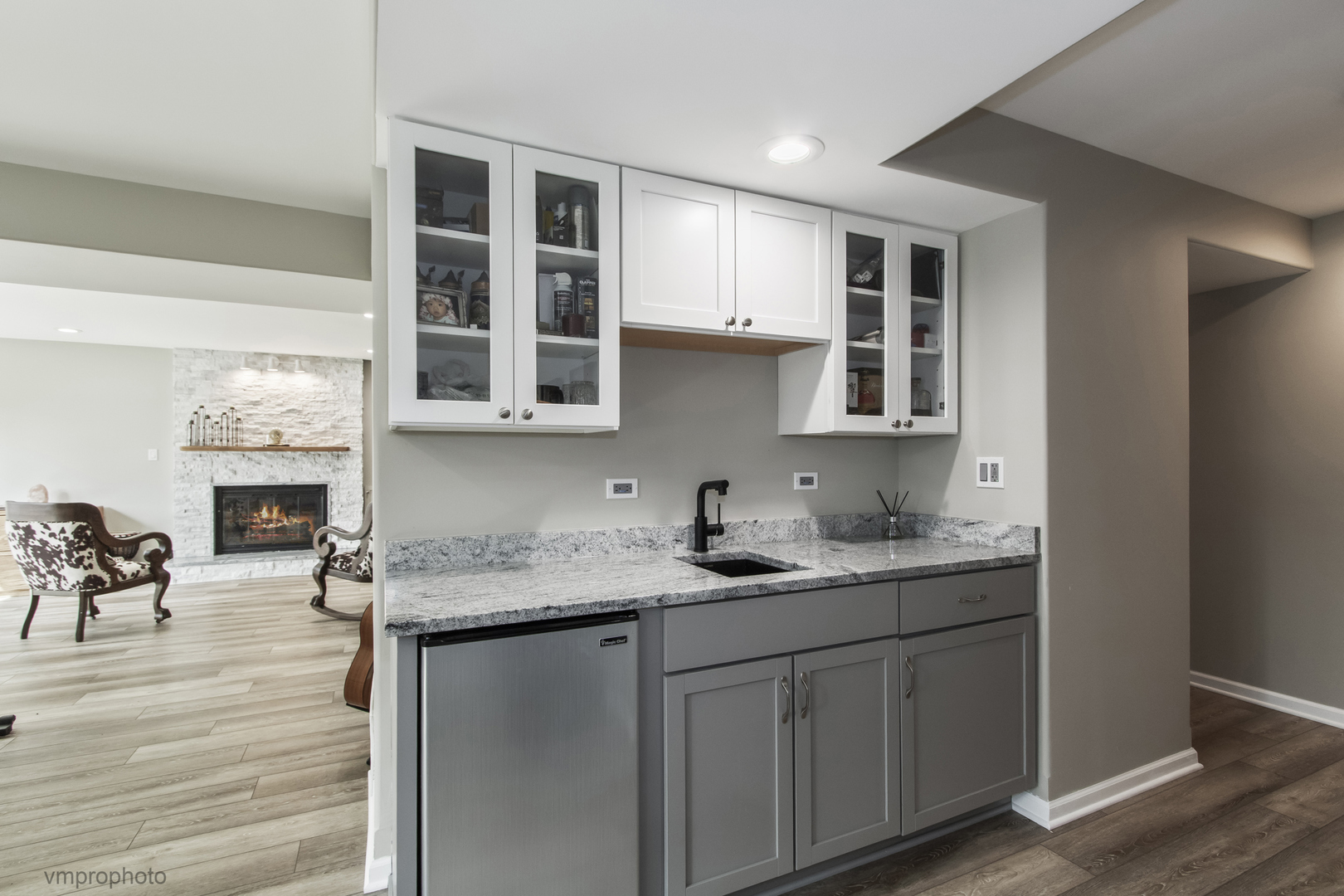 312 Woodview Road Lake Barrington, IL 60010 - Photo 35 of 54