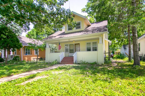 $179,900 | 984 South Poplar Avenue, Kankakee, IL 60901