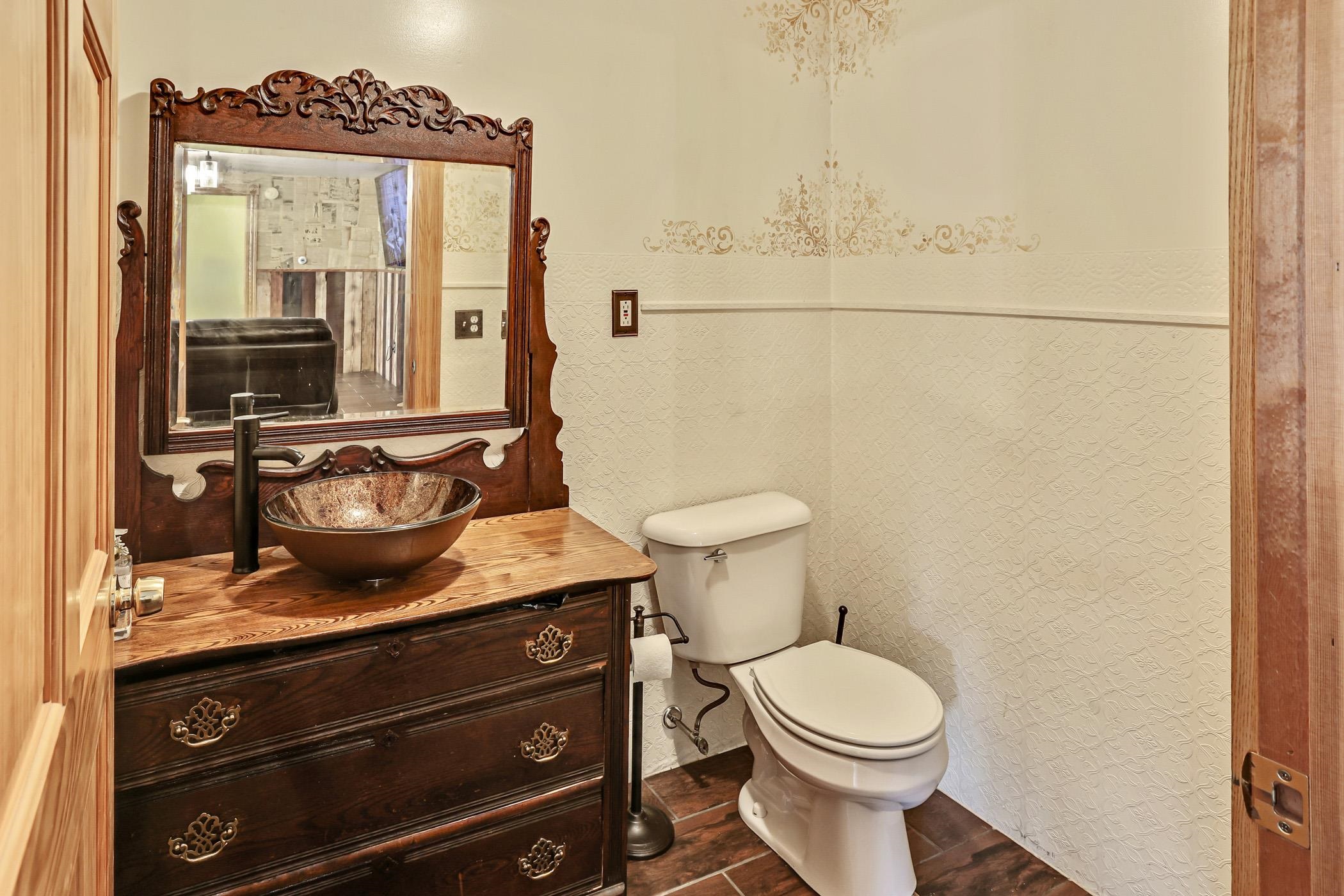 1619 Duck Pond Road Barton, VT 05822 - Photo 15 of 46