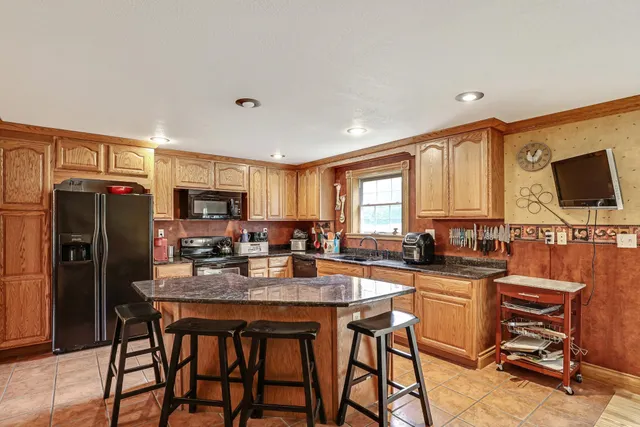 $465,000 | 1619 Duck Pond Road, Barton, VT 05822