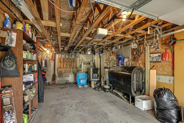 $459,900 | 1619 Duck Pond Road, Barton, VT 05822