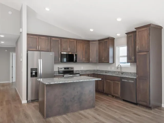 $389,900 | 425 Emma Street, Norwood Young America, MN 55368