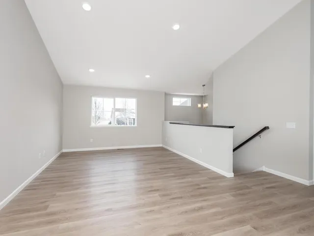 $389,900 | 425 Emma Street, Norwood Young America, MN 55368